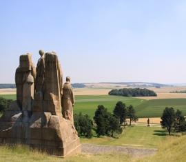 Les Fantômes de Paul Landowski < Butte Chalmont < Oulchy-le-Château < Guerre 14-18 < WWI <Oulchy-Le-Château < Aisne < Picardie < France