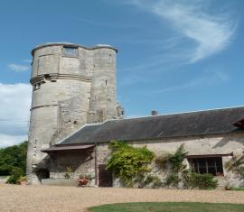 Donjon féodal de Bucy le Long