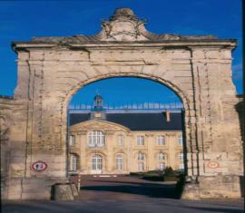 LE PORCHE DE L'ABBAYE DE PREMONTRE